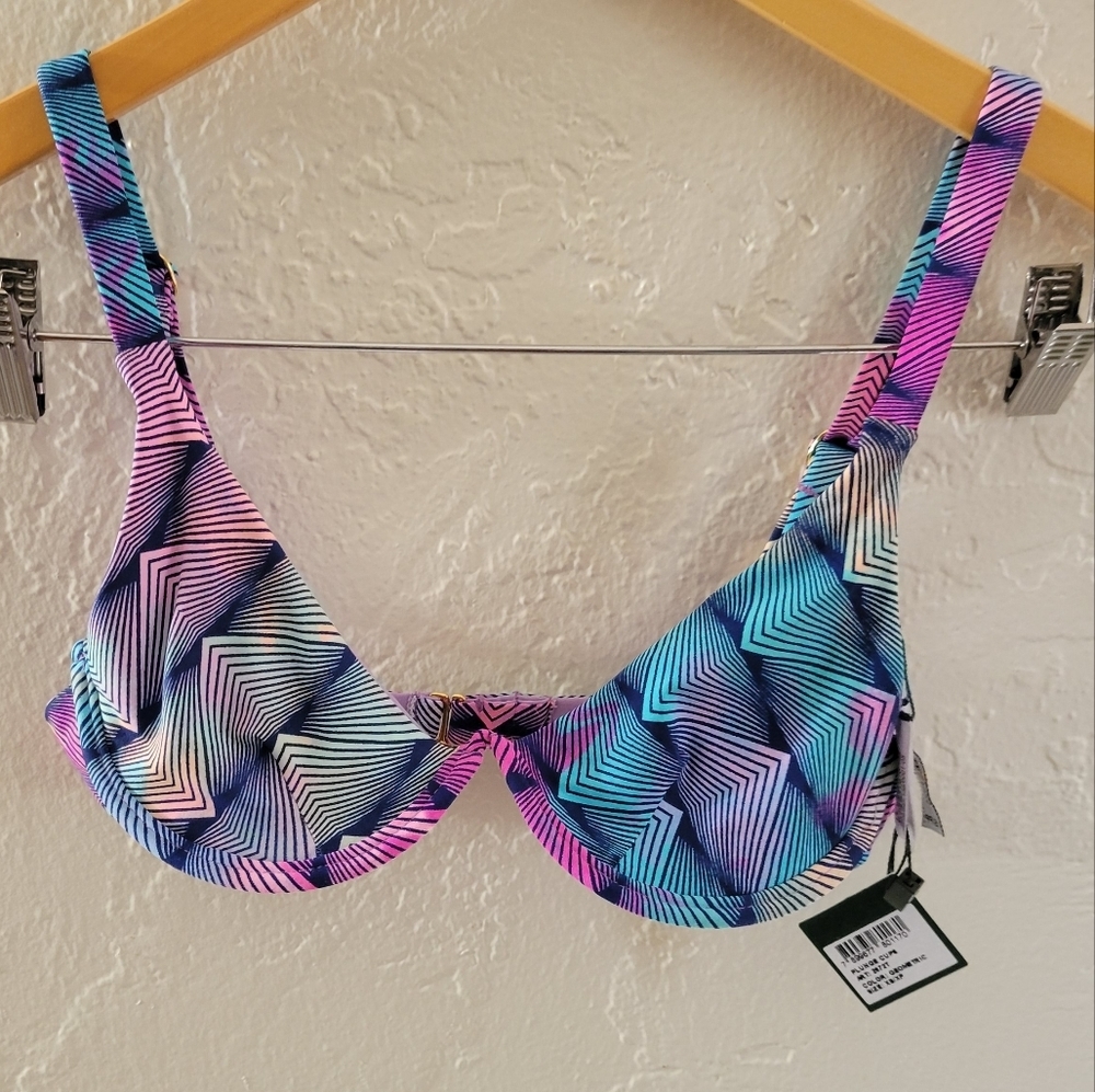 Depsi Plunge Cups Bikini Size XS NWT